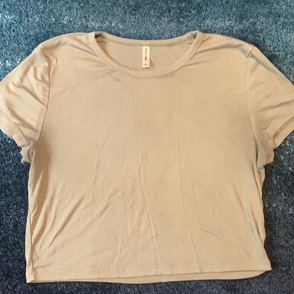 Olive cropped tee - Picture 1 of 2